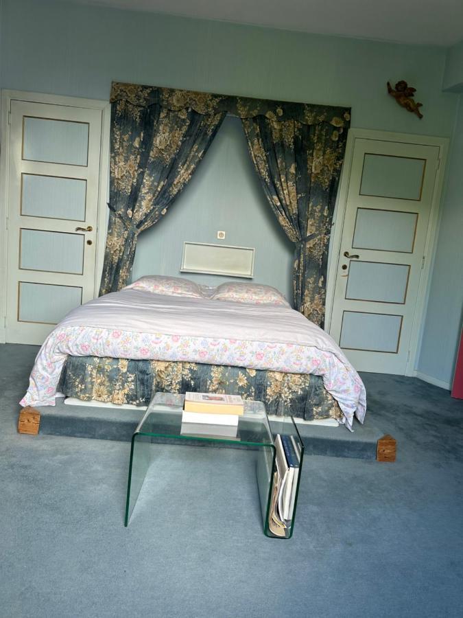 Bed and Breakfast House Of Tanya Брюссель Экстерьер фото